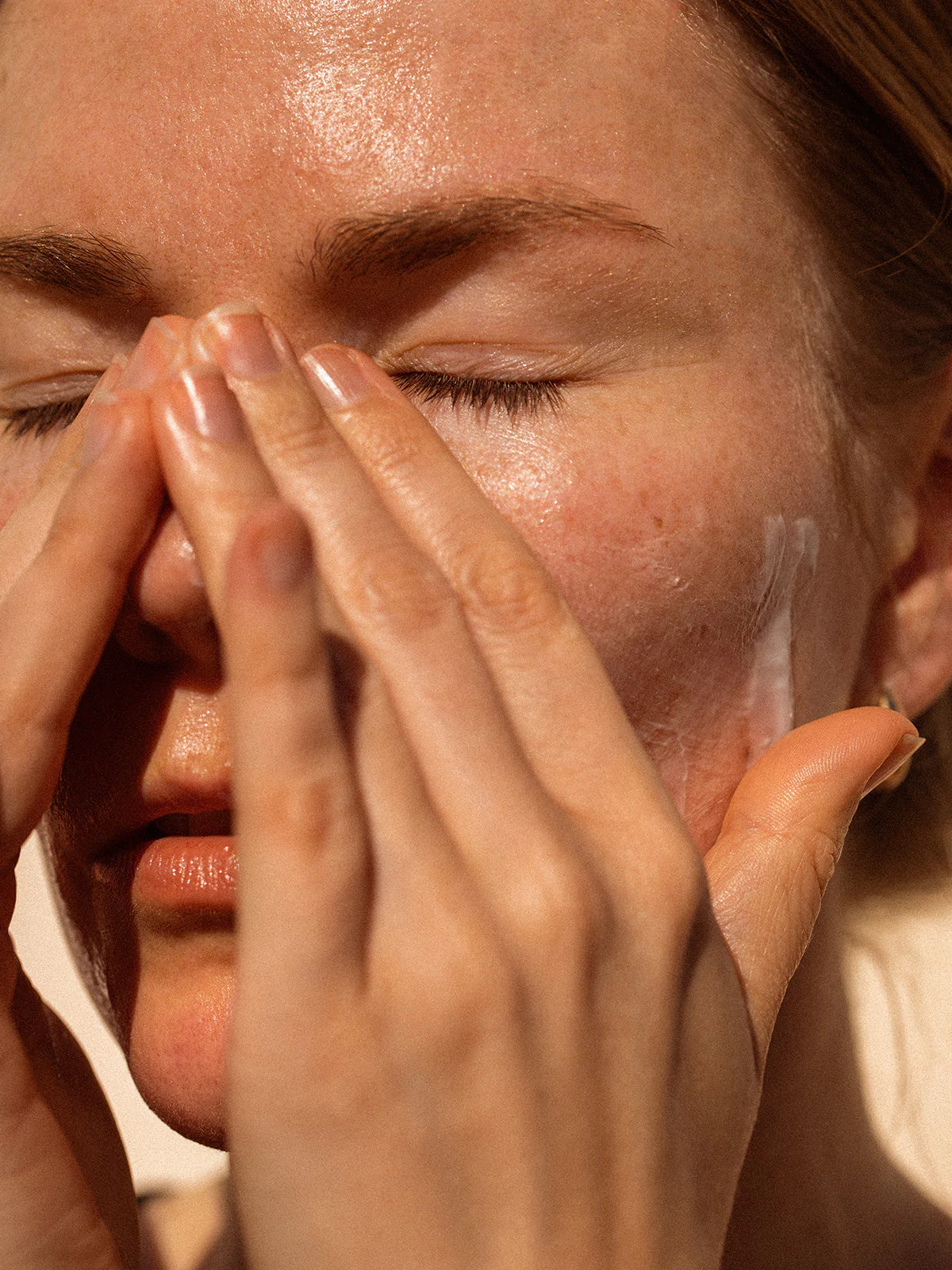 Balancing Cleanser 500ml - Image 4